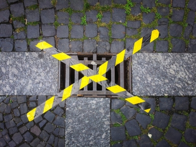 Floor signage tapes: how long do they last if stepped on? 